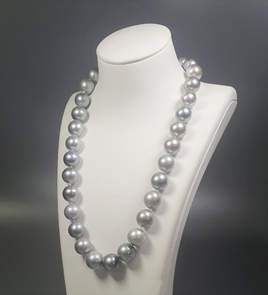 ٍٍSouth Sea Natural Gray AA Pearl Necklace